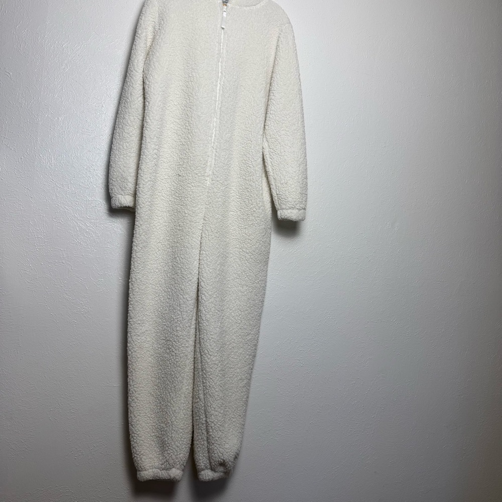 Fleece White Fluffy Polar Bear Zip Up‎ Jumpsuit One Piece - Picture 7 of 8